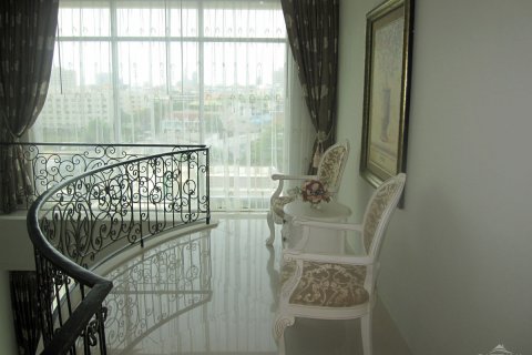 Condominio de 3 dormitorios en Pattaya, Tailandia № 22945 - foto 18