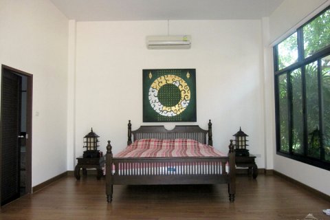 Casa de 4 dormitorios en Pattaya, Tailandia № 23045 - foto 12
