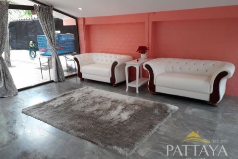Casa de 3 dormitorios en Pattaya, Tailandia № 21122 - foto 2