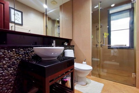 Casa de 4 dormitorios en Pattaya, Tailandia № 22575 - foto 13