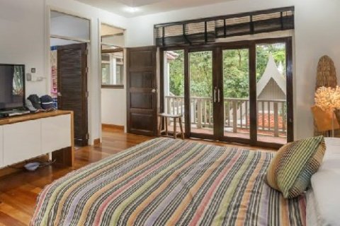 Casa de 3 dormitorios en Pattaya, Tailandia № 20990 - foto 18