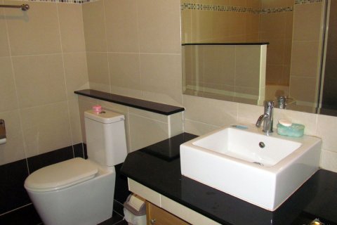 Casa de 3 dormitorios en Pattaya, Tailandia № 23677 - foto 9