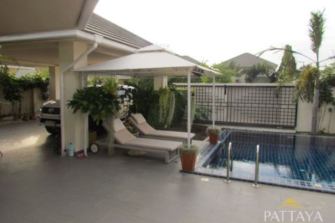 Casa de 4 dormitorios en Pattaya, Tailandia № 21274 - foto 4