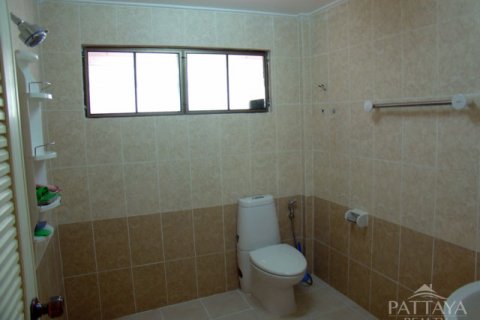 Casa de 3 dormitorios en Pattaya, Tailandia № 23315 - foto 14