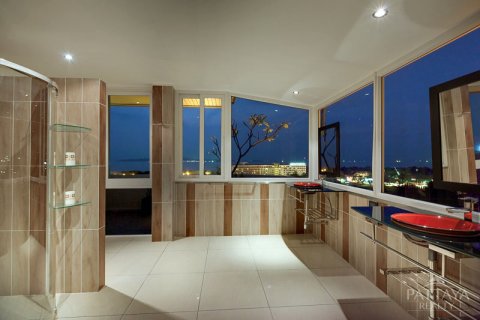 Condominio de 5 dormitorios en Pattaya, Tailandia № 23731 - foto 13