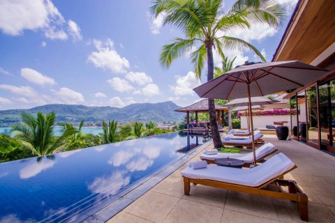 Casa de 4 dormitorios en Kamala, Tailandia № 3813