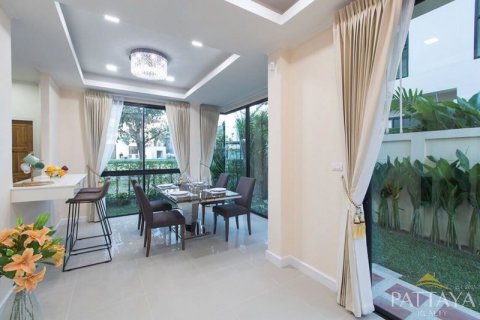 Casa de 3 dormitorios en Pattaya, Tailandia № 21400 - foto 6