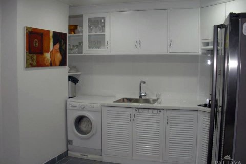 Condominio de 3 dormitorios en Pattaya, Tailandia № 20468 - foto 8