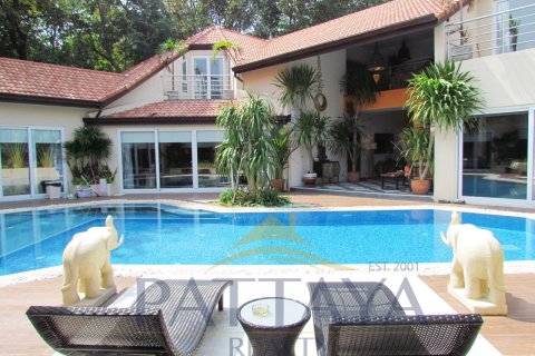 Casa de 4 dormitorios en Pattaya, Tailandia № 20876 - foto 11