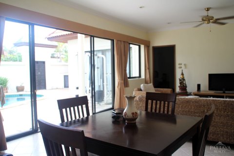 Casa de 3 dormitorios en Jomtien Beach, Pattaya, Tailandia № 23539 - foto 4