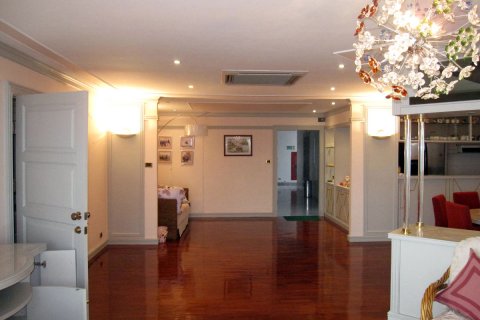 Condominio de 4 dormitorios en Pattaya, Tailandia № 23318 - foto 12