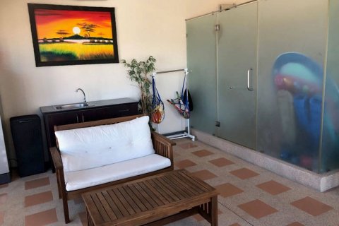 Casa de 4 dormitorios en Pattaya, Tailandia № 21995 - foto 14