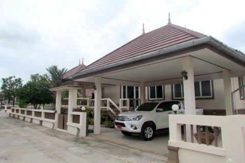 Casa de 3 dormitorios en Pattaya, Tailandia № 20273 - foto 4