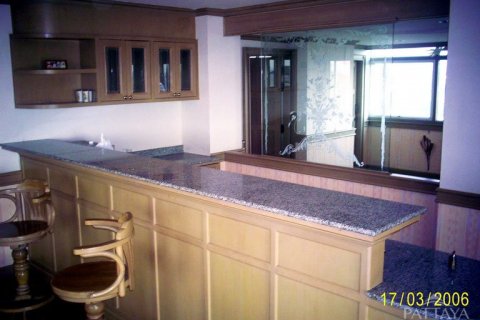 Condominio de 2 dormitorios en Pattaya, Tailandia № 19777 - foto 4