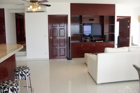 Condominio de 2 dormitorios en Pattaya, Tailandia № 23009 - foto 11
