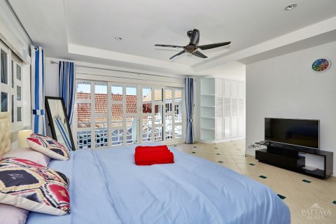 Casa de 5 dormitorios en Pattaya, Tailandia № 23055 - foto 11