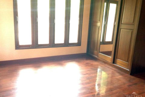 Casa de 3 dormitorios en Pattaya, Tailandia № 20829 - foto 10