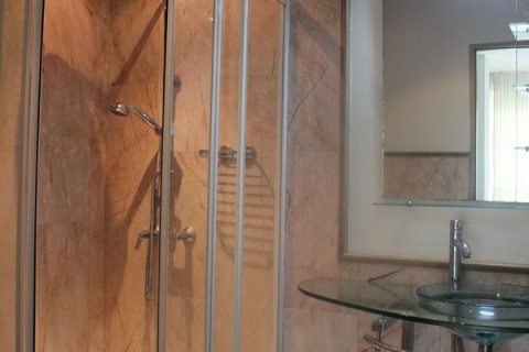 Condominio de 2 dormitorios en Jomtien Beach, Pattaya, Tailandia № 24117