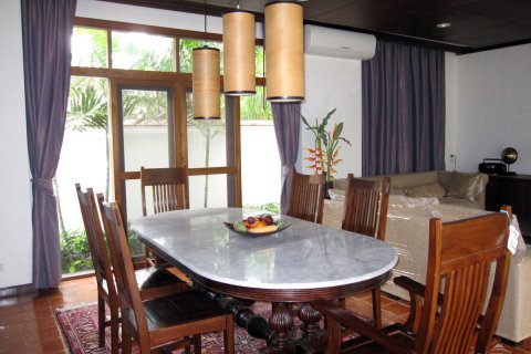 Casa de 3 dormitorios en Pattaya, Tailandia № 22754 - foto 7