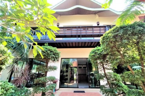 Casa de 3 dormitorios en Pattaya, Tailandia № 21813 - foto 9