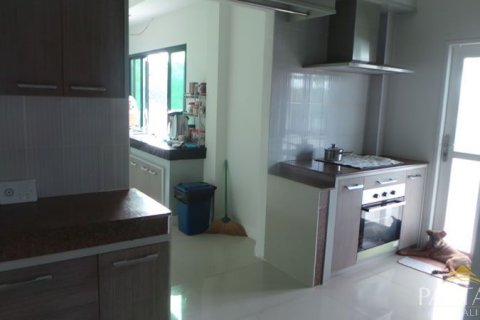 Casa de 3 dormitorios en Rayong, Tailandia № 21287 - foto 6