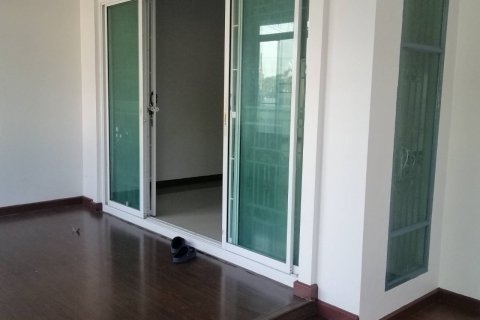 Casa de 3 dormitorios en Pattaya, Tailandia № 22436 - foto 15