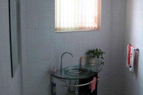Casa de 5 dormitorios en Pattaya, Tailandia № 23095 - foto 19