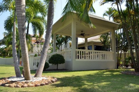Casa de 6 dormitorios en Pattaya, Tailandia № 20166 - foto 13