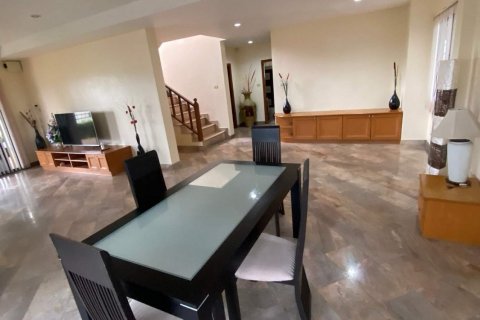 Casa de 3 dormitorios en Pattaya, Tailandia № 23690 - foto 8
