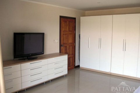 Condominio de 3 dormitorios en Pattaya, Tailandia № 23383 - foto 14