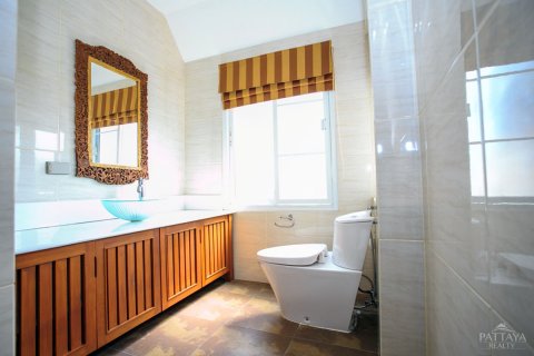 Casa de 5 dormitorios en Pattaya, Tailandia № 24357 - foto 11