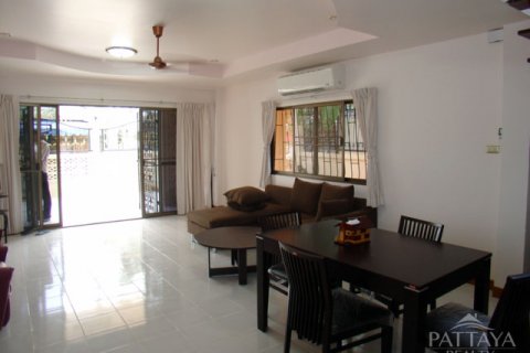 Casa de 3 dormitorios en Pattaya, Tailandia № 23315 - foto 6