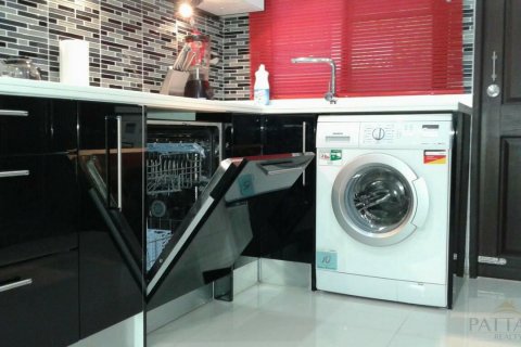 Casa de 4 dormitorios en Pattaya, Tailandia № 21075 - foto 5