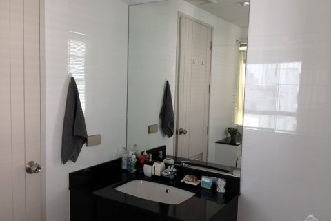 Condominio de 2 dormitorios en Pattaya, Tailandia № 19808 - foto 5