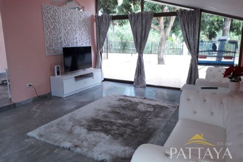 Casa de 3 dormitorios en Pattaya, Tailandia № 21122 - foto 20