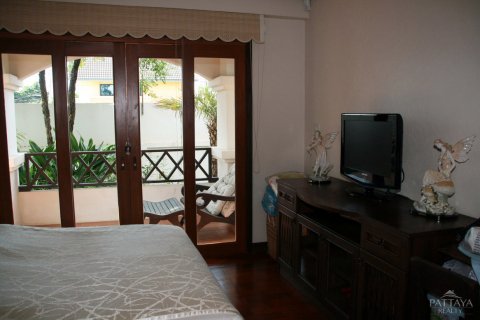 Casa de 3 dormitorios en Pattaya, Tailandia № 23410 - foto 11