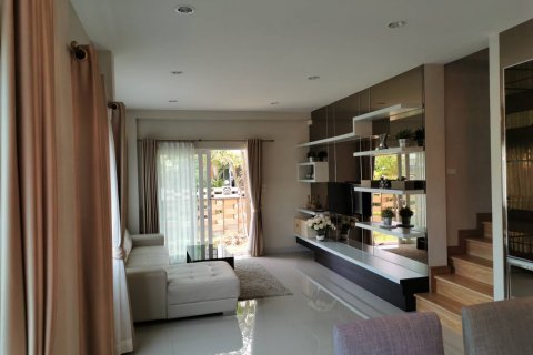 Casa de 3 dormitorios en Pattaya, Tailandia № 22051 - foto 13