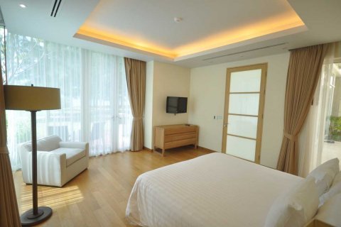 Casa de 3 dormitorios en Phuket, Tailandia № 22370 - foto 15