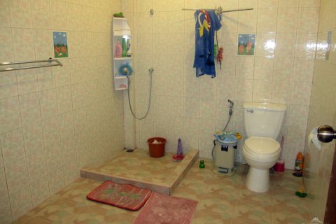 Casa de 3 dormitorios en Pattaya, Tailandia № 23037 - foto 16