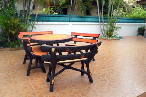 Casa de 3 dormitorios en Pattaya, Tailandia № 23540 - foto 9