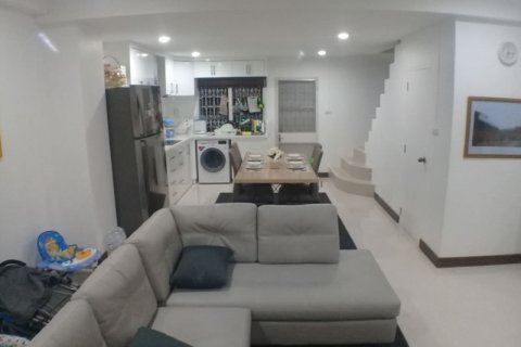 Casa de 3 dormitorios en Pattaya, Tailandia № 21426 - foto 4