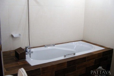 Condominio de 2 dormitorios en Pattaya, Tailandia № 23080 - foto 3