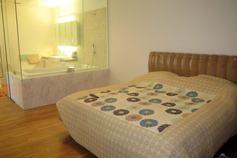 Condominio de 3 dormitorios en Pattaya, Tailandia № 23004 - foto 3