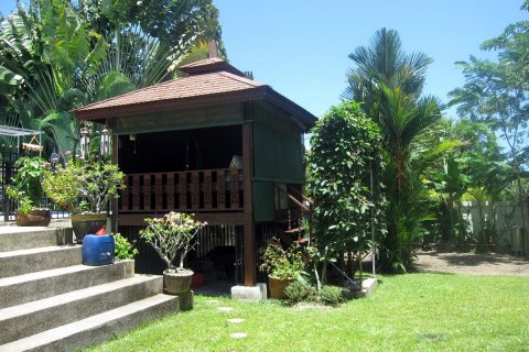Casa de 3 dormitorios en Pattaya, Tailandia № 22726 - foto 2