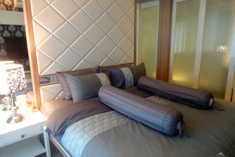 Condominio de 2 dormitorios en Jomtien Beach, Pattaya, Tailandia № 20176 - foto 2