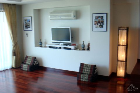 Condominio de 3 dormitorios en Pattaya, Tailandia № 23637 - foto 11