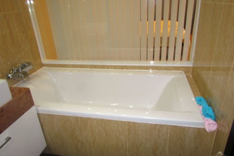 Condominio de 2 dormitorios en Pattaya, Tailandia № 20748 - foto 9