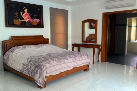 Casa de 3 dormitorios en Pattaya, Tailandia № 20726 - foto 19
