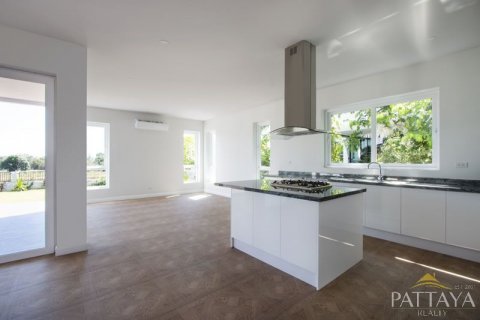 Casa de 2 dormitorios en Pattaya, Tailandia № 21647 - foto 6