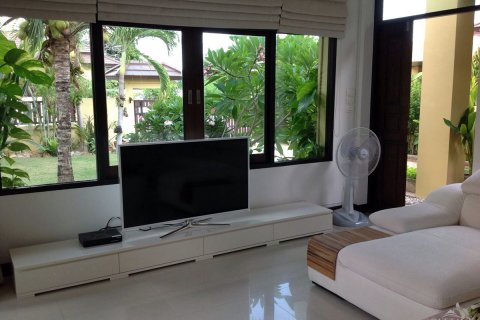 Casa de 3 dormitorios en Pattaya, Tailandia № 24393 - foto 3